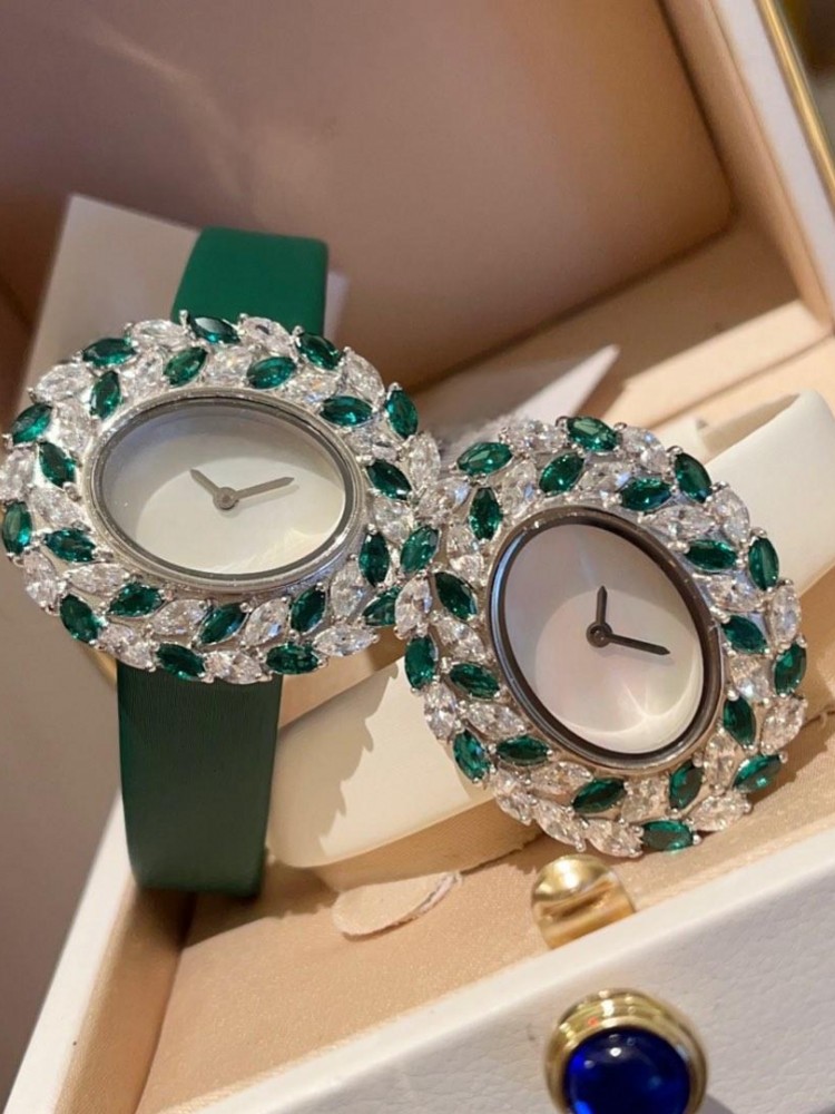 New Designer Women Shiny Diamo - огляд і ціна Jewelry Watches For Ladies