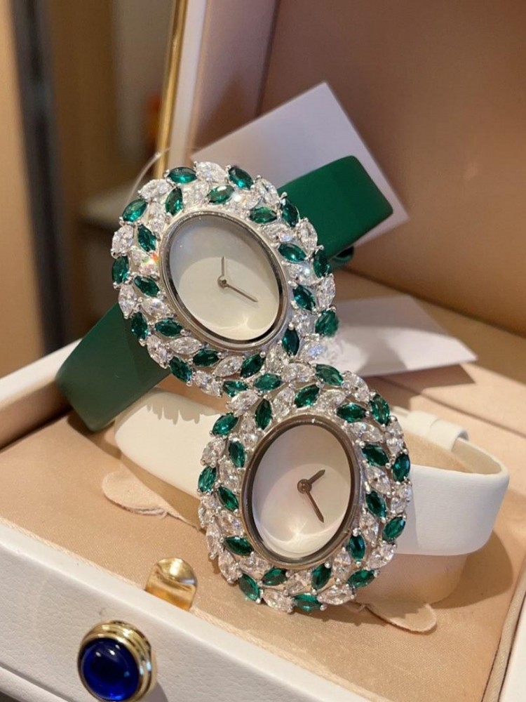 New Designer Women Shiny Diamo - огляд і ціна Jewelry Watches For Ladies